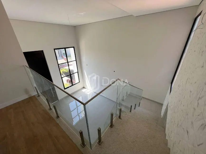 Foto 3 de Casa de Condomínio com 4 quartos à venda, 360m2 em Swiss Park, Campinas - SP