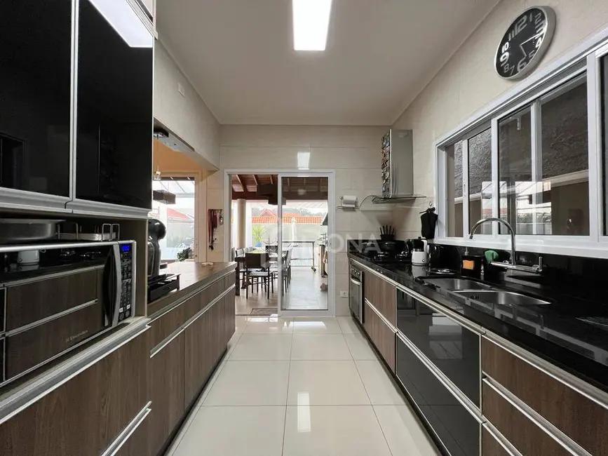 Foto 8 de Casa de Condomínio com 3 quartos à venda, 460m2 em Condomínio Residencial Terras do Caribe, Valinhos - SP