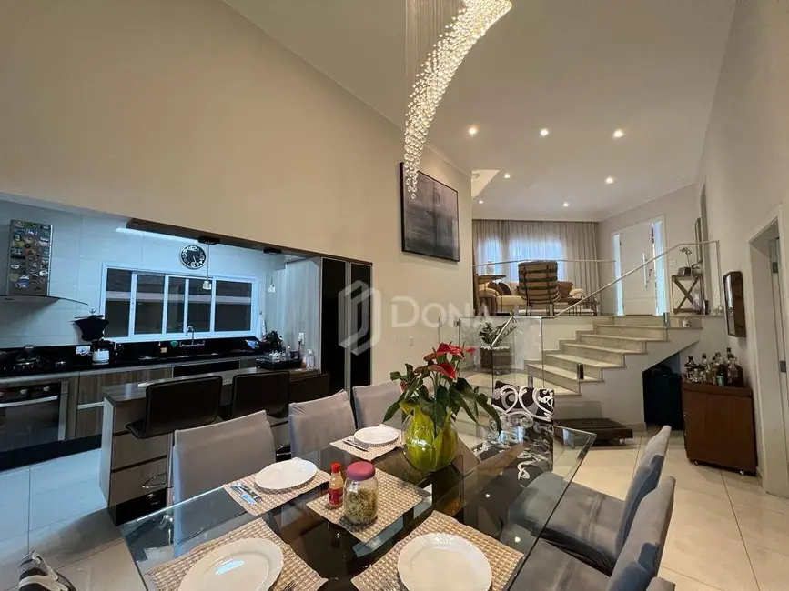 Foto 3 de Casa de Condomínio com 3 quartos à venda, 460m2 em Condomínio Residencial Terras do Caribe, Valinhos - SP