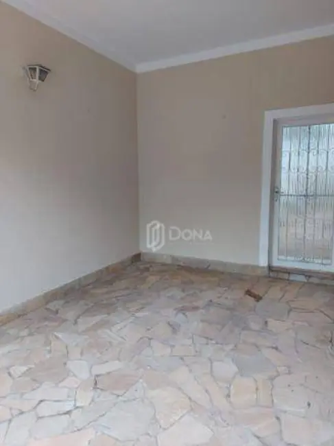 Casa com 2 quartos à venda, 375m2 em Conjunto Habitacional Padre Anchieta, Campinas - SP - imagem 5 Foto 5 de Casa com 2 quartos à venda, 375m2 em Conjunto Habitacional Padre Anchieta, Campinas - SP