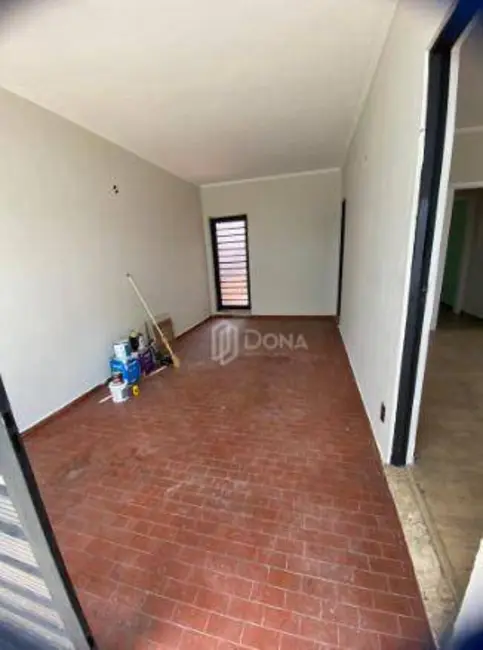Foto 2 de Casa com 3 quartos à venda, 325m2 em Vila Lemos, Campinas - SP