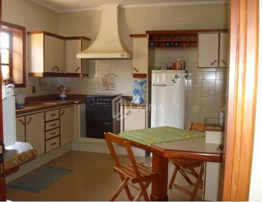 Foto 9 de Casa com 3 quartos à venda, 351m2 em Vila Nogueira, Campinas - SP