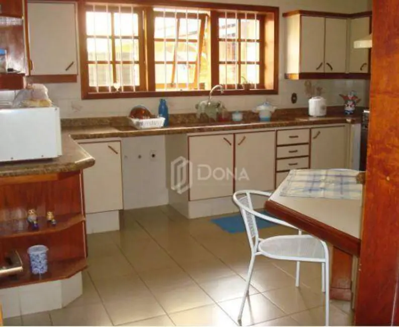 Foto 8 de Casa com 3 quartos à venda, 351m2 em Vila Nogueira, Campinas - SP