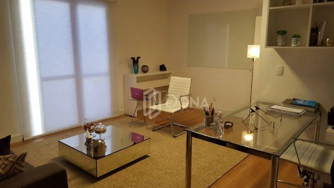 Sala Comercial à venda e para alugar, 35m2 em Cambuí, Campinas - SP - imagem 3 Foto 3 de Sala Comercial à venda e para alugar, 35m2 em Cambuí, Campinas - SP