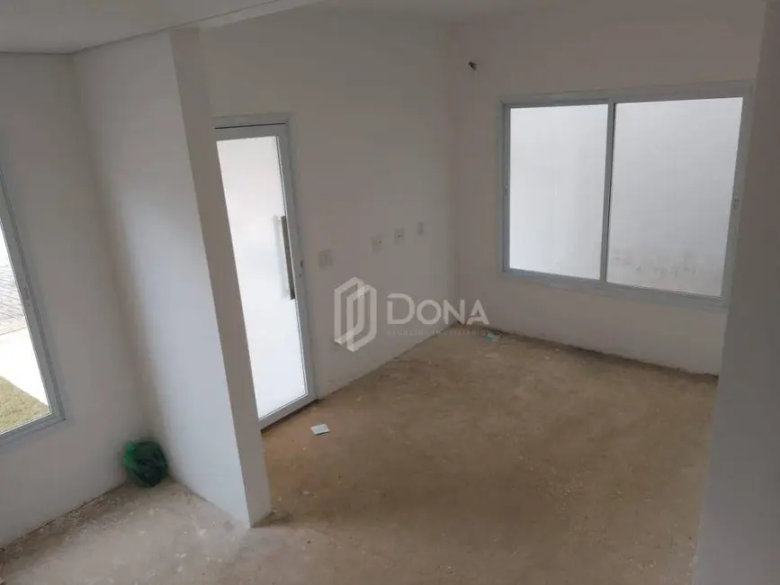 Casa de Condomínio com 3 quartos à venda, 213m2 em Pinheiro, Valinhos - SP - imagem 3 Foto 3 de Casa de Condomínio com 3 quartos à venda, 213m2 em Pinheiro, Valinhos - SP