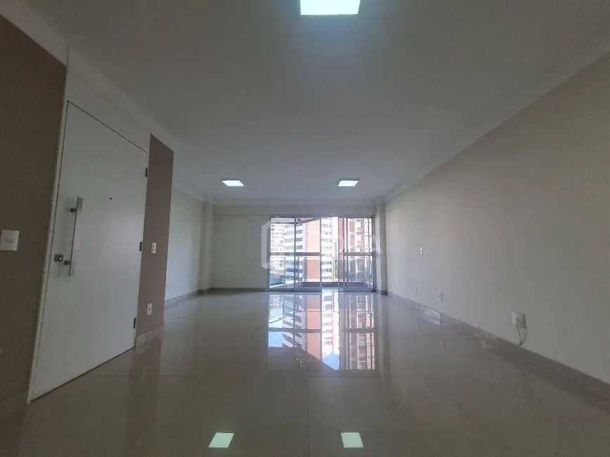 Apartamento com 3 quartos à venda, 148m2 em Cambuí, Campinas - SP - imagem 3 Foto 3 de Apartamento com 3 quartos à venda, 148m2 em Cambuí, Campinas - SP
