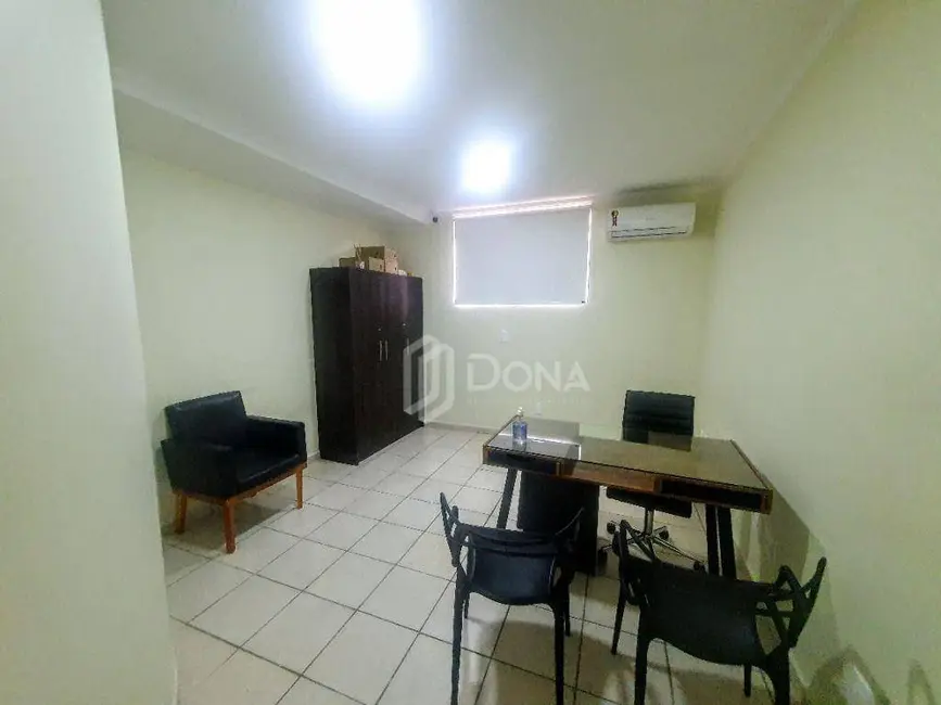 Foto 9 de Casa à venda, 583m2 em Cambuí, Campinas - SP