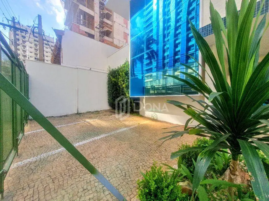 Foto 15 de Casa à venda, 583m2 em Cambuí, Campinas - SP