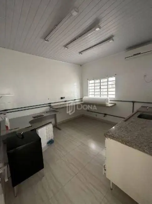 Foto 8 de Casa à venda, 261m2 em Jardim Brasil, Campinas - SP