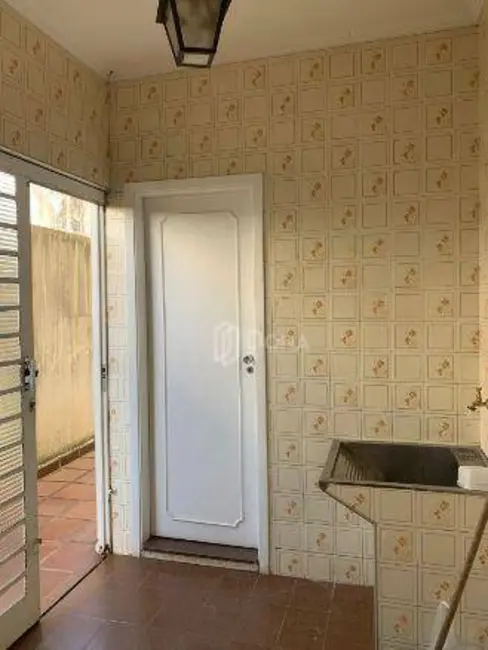 Foto 24 de Casa para alugar, 360m2 em Jardim Flamboyant, Campinas - SP