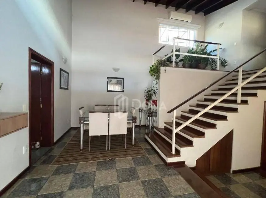Foto 2 de Casa de Condomínio com 4 quartos à venda e para alugar, 600m2 em Tijuco das Telhas, Campinas - SP