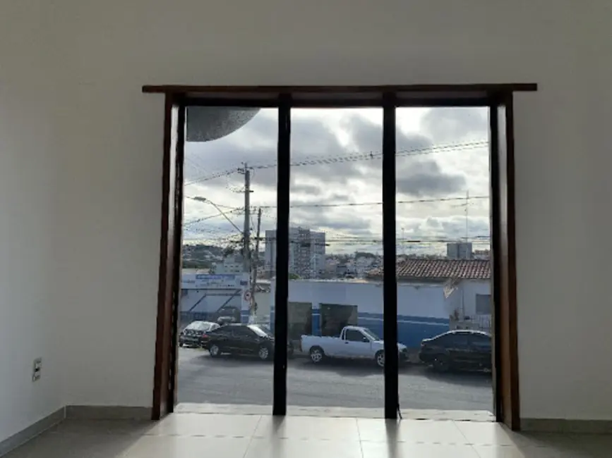 Casa com 5 quartos à venda e para alugar, 303m2 em Jardim Brasil, Campinas - SP - imagem 3 Foto 3 de Casa com 5 quartos à venda e para alugar, 303m2 em Jardim Brasil, Campinas - SP