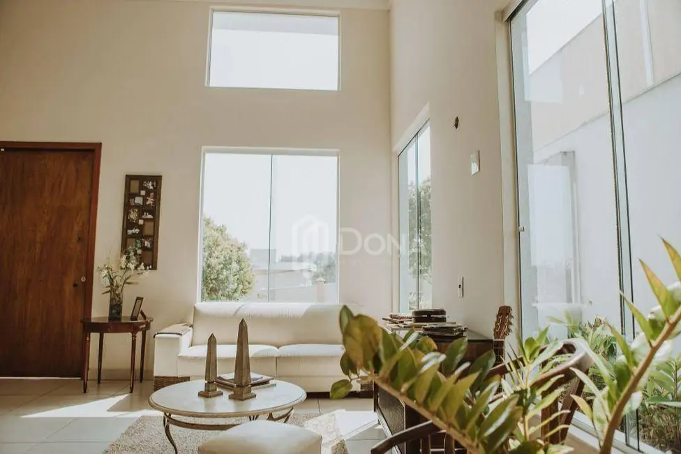 Casa de Condomínio com 3 quartos à venda, 366m2 em Chácara Santa Margarida, Campinas - SP - imagem 3 Foto 3 de Casa de Condomínio com 3 quartos à venda, 366m2 em Chácara Santa Margarida, Campinas - SP