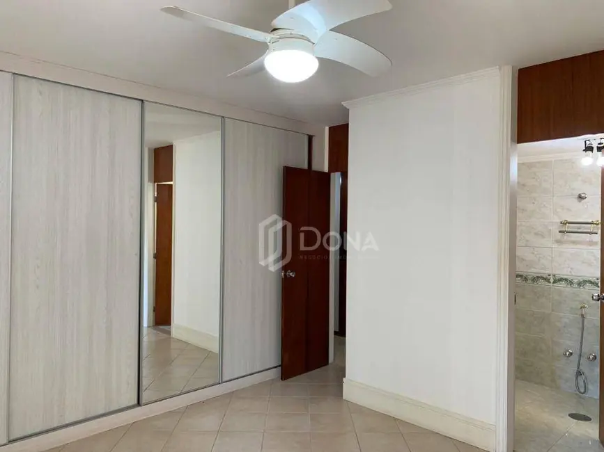 Foto 9 de Apartamento com 4 quartos à venda, 209m2 em Cambuí, Campinas - SP