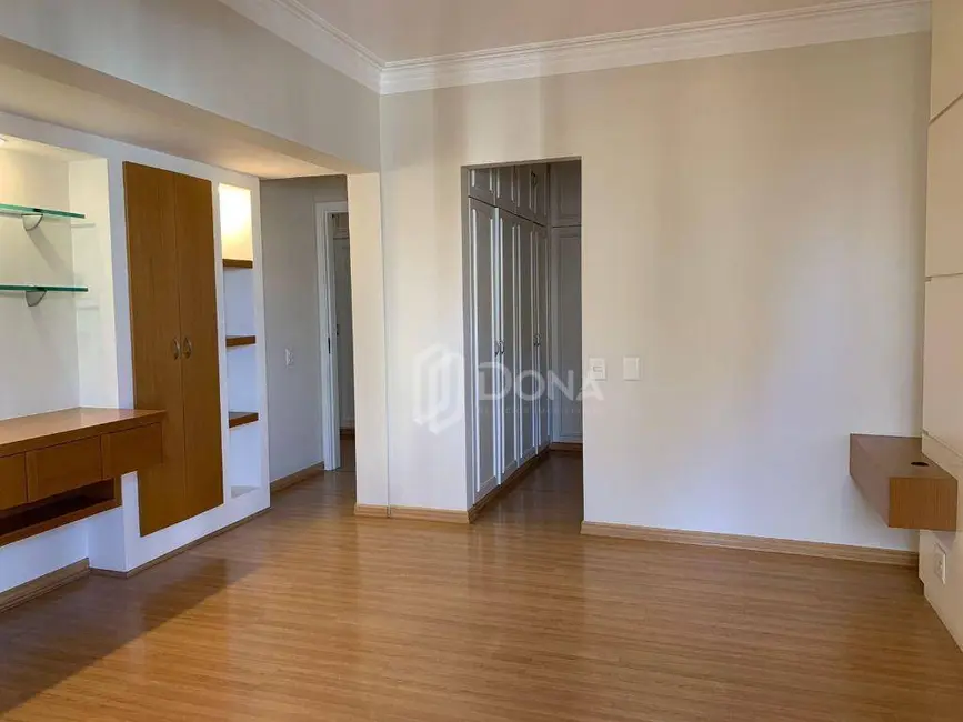 Apartamento com 3 quartos para alugar, 160m2 em Cambuí, Campinas - SP - imagem 9 Foto 9 de Apartamento com 3 quartos para alugar, 160m2 em Cambuí, Campinas - SP