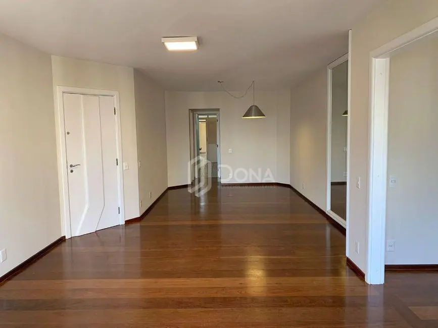 Apartamento com 3 quartos para alugar, 160m2 em Cambuí, Campinas - SP - imagem 6 Foto 6 de Apartamento com 3 quartos para alugar, 160m2 em Cambuí, Campinas - SP