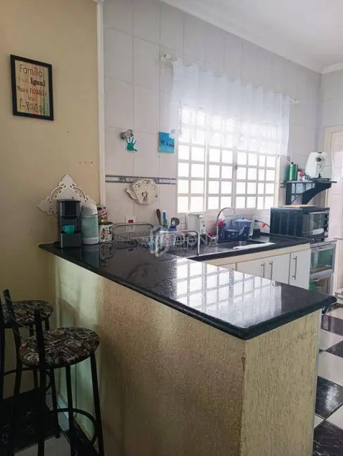 Casa de Condomínio com 3 quartos à venda, 210m2 em Valinhos - SP - imagem 6 Foto 6 de Casa de Condomínio com 3 quartos à venda, 210m2 em Valinhos - SP