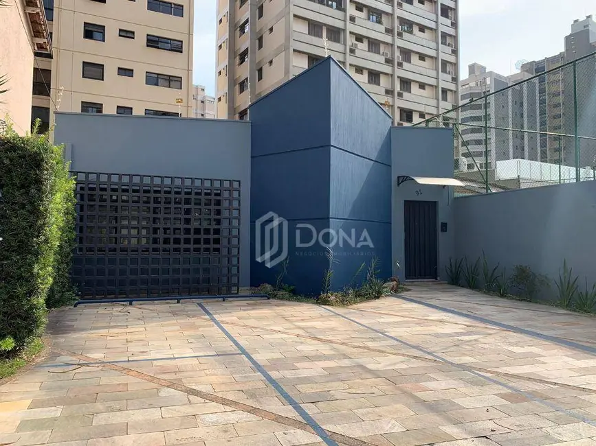 Foto 1 de Casa à venda, 260m2 em Cambuí, Campinas - SP