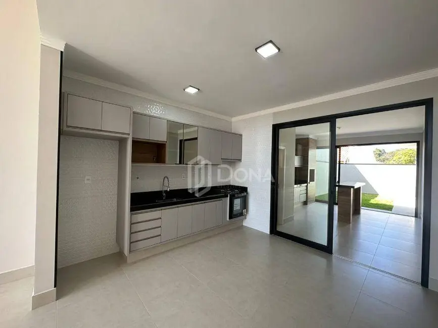 Foto 1 de Casa de Condomínio com 3 quartos à venda, 300m2 em Santa Cecília, Paulinia - SP