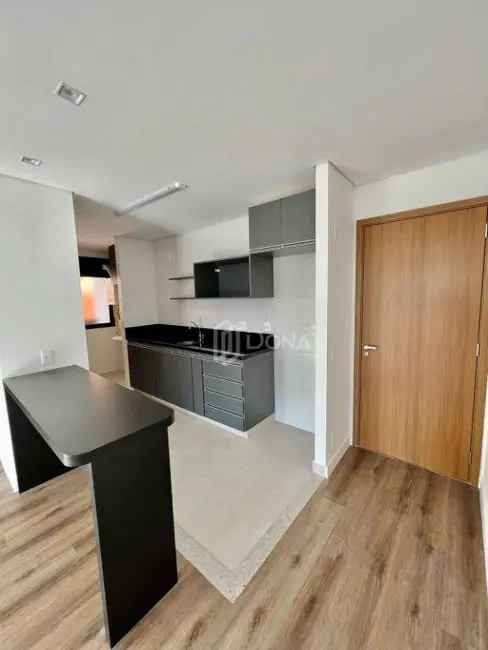 Foto 2 de Apartamento com 1 quarto para alugar, 51m2 em Cambuí, Campinas - SP