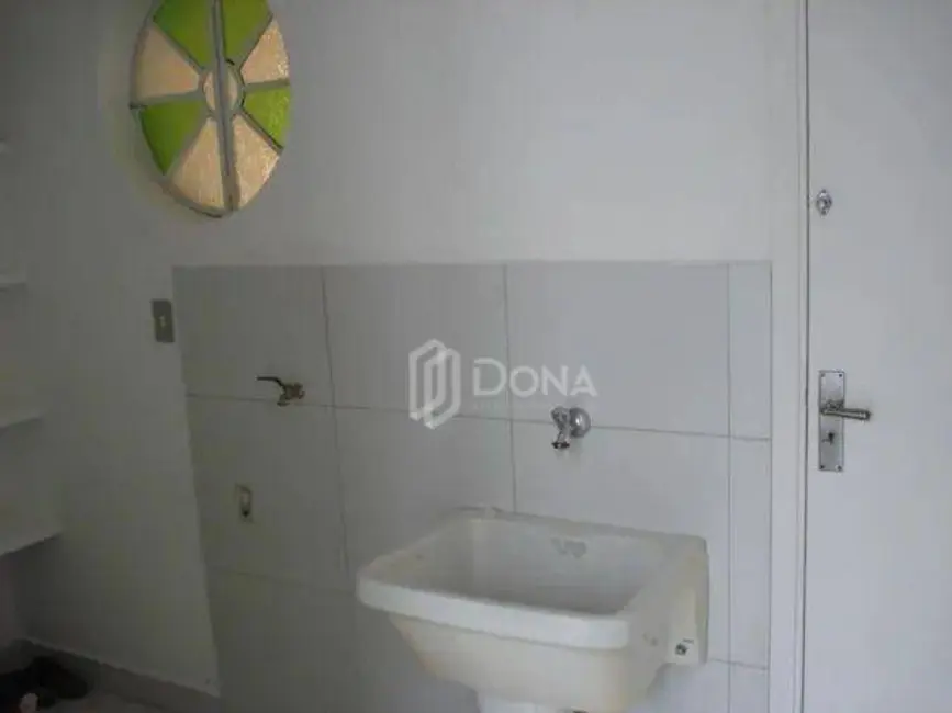 Foto 4 de Casa com 3 quartos para alugar, 300m2 em Jardim Flamboyant, Campinas - SP