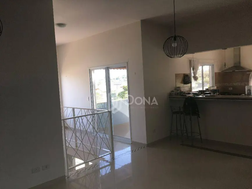 Foto 8 de Casa de Condomínio com 3 quartos para alugar, 360m2 em Swiss Park, Campinas - SP