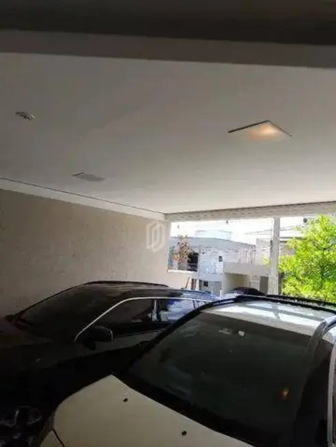 Casa de Condomínio com 3 quartos para alugar, 360m2 em Swiss Park, Campinas - SP - imagem 8 Foto 8 de Casa de Condomínio com 3 quartos para alugar, 360m2 em Swiss Park, Campinas - SP