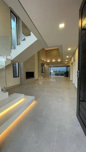 Foto 3 de Casa de Condomínio com 3 quartos à venda, 360m2 em Vila dos Plátanos, Campinas - SP