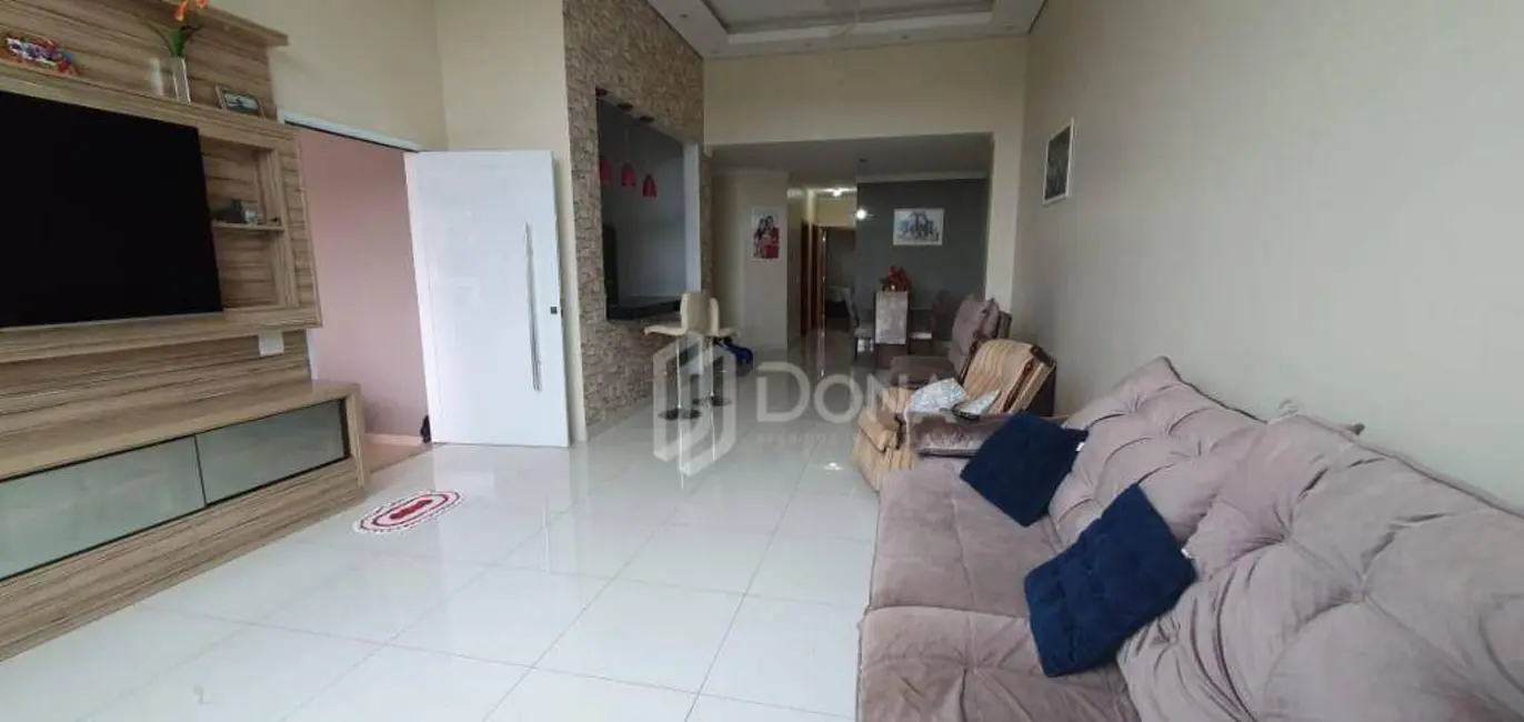 Foto 6 de Casa de Condomínio com 3 quartos à venda, 300m2 em Roncáglia, Valinhos - SP