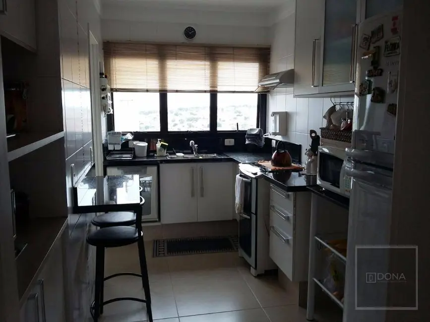 Foto 3 de Apartamento com 3 quartos à venda, 184m2 em Jardim Flamboyant, Campinas - SP