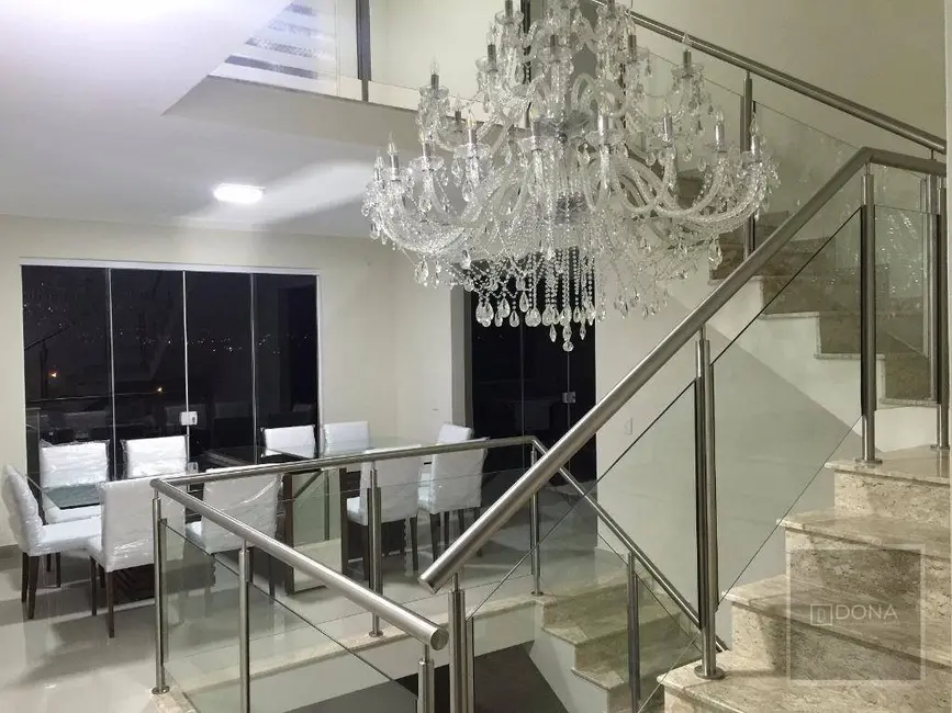 Foto 2 de Casa de Condomínio com 5 quartos à venda, 600m2 em Chácaras Silvania, Valinhos - SP