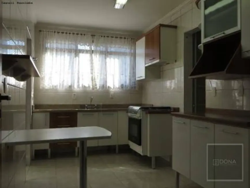 Apartamento com 3 quartos à venda, 250m2 em Campinas - SP - imagem 6 Foto 6 de Apartamento com 3 quartos à venda, 250m2 em Campinas - SP