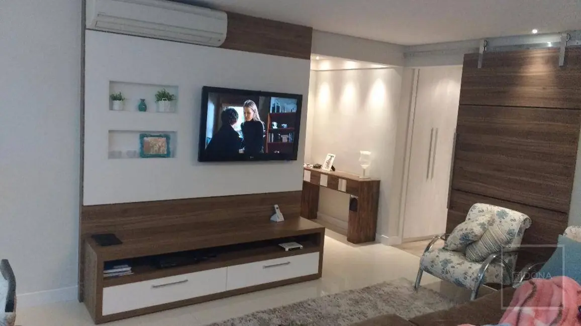 Apartamento com 3 quartos à venda, 127m2 em Campinas - SP - imagem 4 Foto 4 de Apartamento com 3 quartos à venda, 127m2 em Campinas - SP