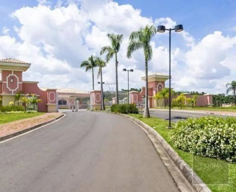 Foto 3 de Terreno / Lote à venda, 530m2 em Louveira - SP