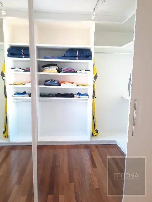 Apartamento com 3 quartos à venda, 163m2 em Cambuí, Campinas - SP - imagem 9 Foto 9 de Apartamento com 3 quartos à venda, 163m2 em Cambuí, Campinas - SP