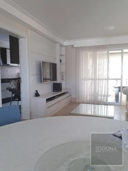 Apartamento com 3 quartos para alugar, 163m2 em Cambuí, Campinas - SP - imagem 3 Foto 3 de Apartamento com 3 quartos para alugar, 163m2 em Cambuí, Campinas - SP