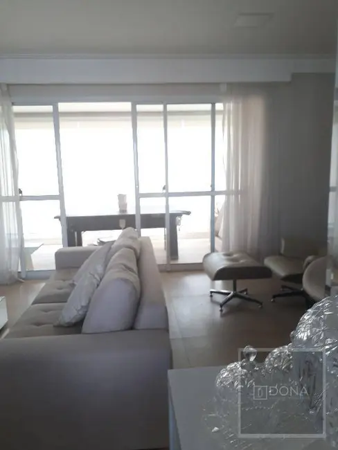 Apartamento com 3 quartos para alugar, 163m2 em Cambuí, Campinas - SP - imagem 9 Foto 9 de Apartamento com 3 quartos para alugar, 163m2 em Cambuí, Campinas - SP