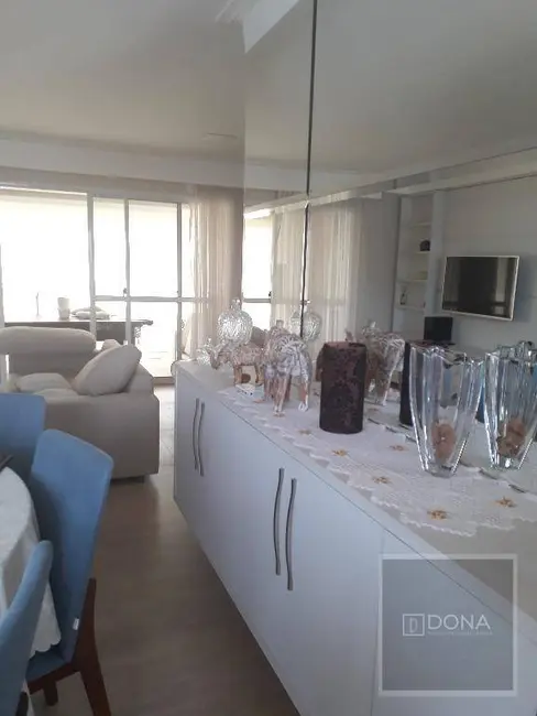 Apartamento com 3 quartos para alugar, 163m2 em Cambuí, Campinas - SP - imagem 8 Foto 8 de Apartamento com 3 quartos para alugar, 163m2 em Cambuí, Campinas - SP