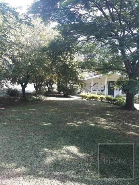 Foto 3 de Casa de Condomínio com 3 quartos à venda, 2954m2 em Centro, Vinhedo - SP