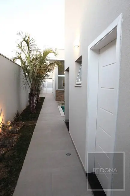 Casa de Condomínio com 4 quartos à venda, 702m2 em Loteamento Mont Blanc Residence, Campinas - SP - imagem 4 Foto 4 de Casa de Condomínio com 4 quartos à venda, 702m2 em Loteamento Mont Blanc Residence, Campinas - SP