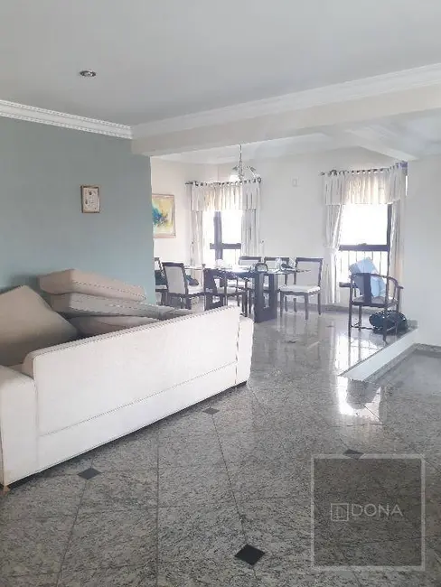 Apartamento com 4 quartos à venda, 200m2 em Jardim Proença, Campinas - SP - imagem 3 Foto 3 de Apartamento com 4 quartos à venda, 200m2 em Jardim Proença, Campinas - SP