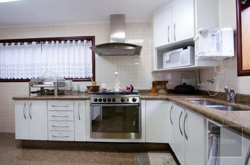 Casa de Condomínio com 4 quartos à venda e para alugar, 980m2 em Valinhos - SP - imagem 9 Foto 9 de Casa de Condomínio com 4 quartos à venda e para alugar, 980m2 em Valinhos - SP