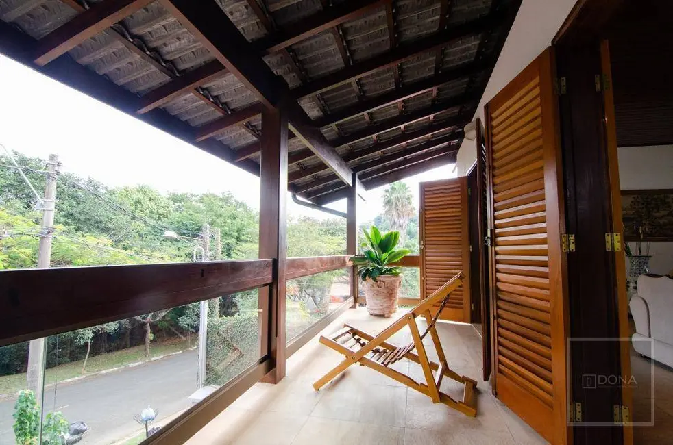 Casa de Condomínio com 4 quartos à venda e para alugar, 980m2 em Valinhos - SP - imagem 8 Foto 8 de Casa de Condomínio com 4 quartos à venda e para alugar, 980m2 em Valinhos - SP