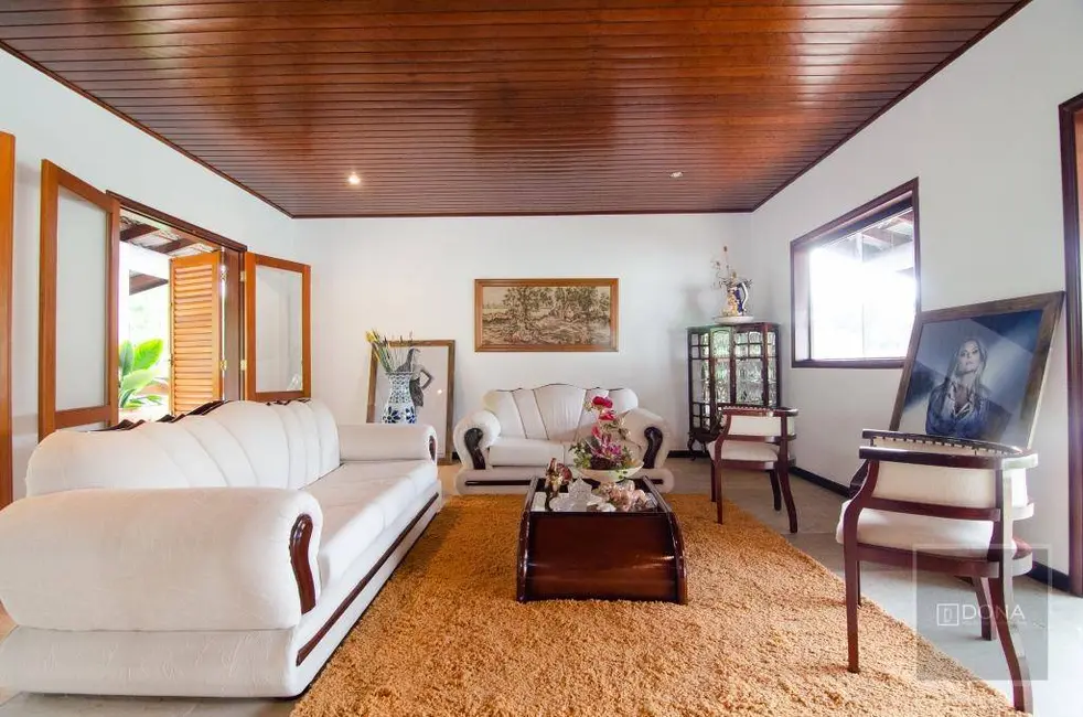 Casa de Condomínio com 4 quartos à venda e para alugar, 980m2 em Valinhos - SP - imagem 3 Foto 3 de Casa de Condomínio com 4 quartos à venda e para alugar, 980m2 em Valinhos - SP