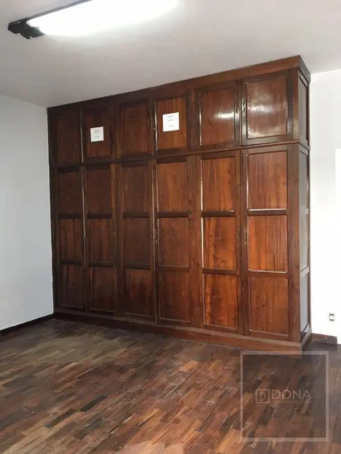 Foto 2 de Casa com 3 quartos para alugar, 418m2 em Vila Itapura, Campinas - SP