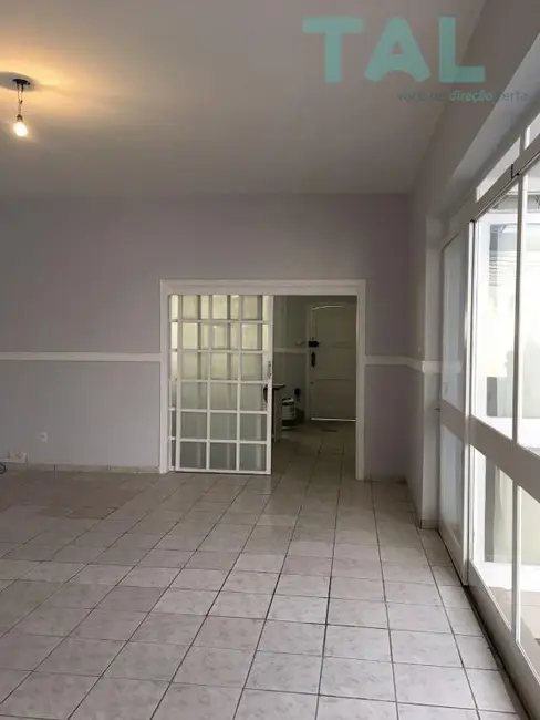 Foto 10 de Casa com 3 quartos para alugar, 418m2 em Vila Itapura, Campinas - SP
