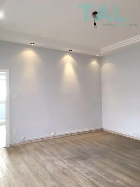 Foto 9 de Casa com 3 quartos para alugar, 418m2 em Vila Itapura, Campinas - SP