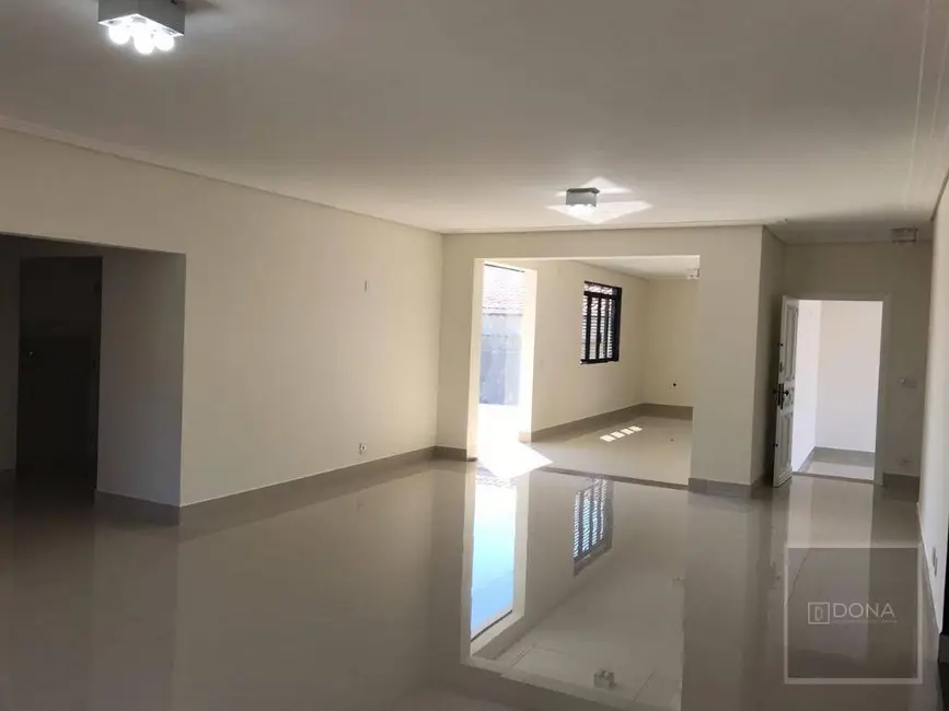 Foto 2 de Casa à venda, 528m2 em Jardim Bom Retiro, Campinas - SP