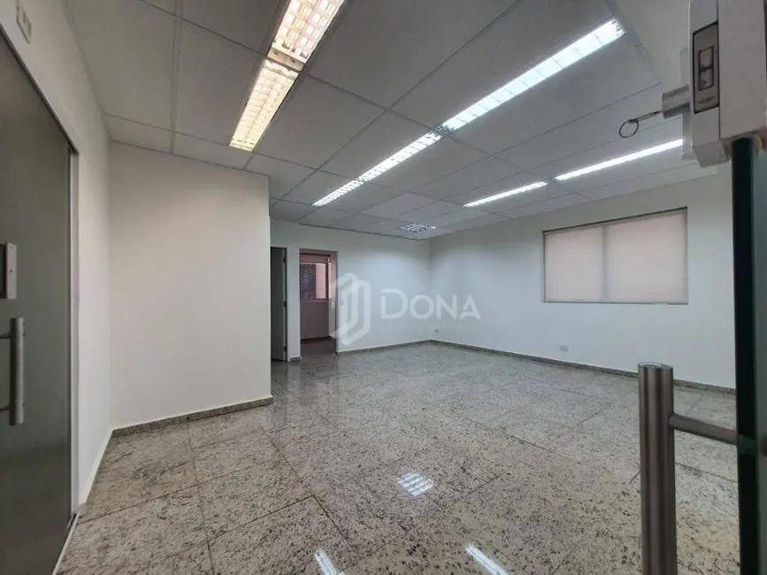 Foto 4 de Sala Comercial para alugar, 130m2 em Cambuí, Campinas - SP