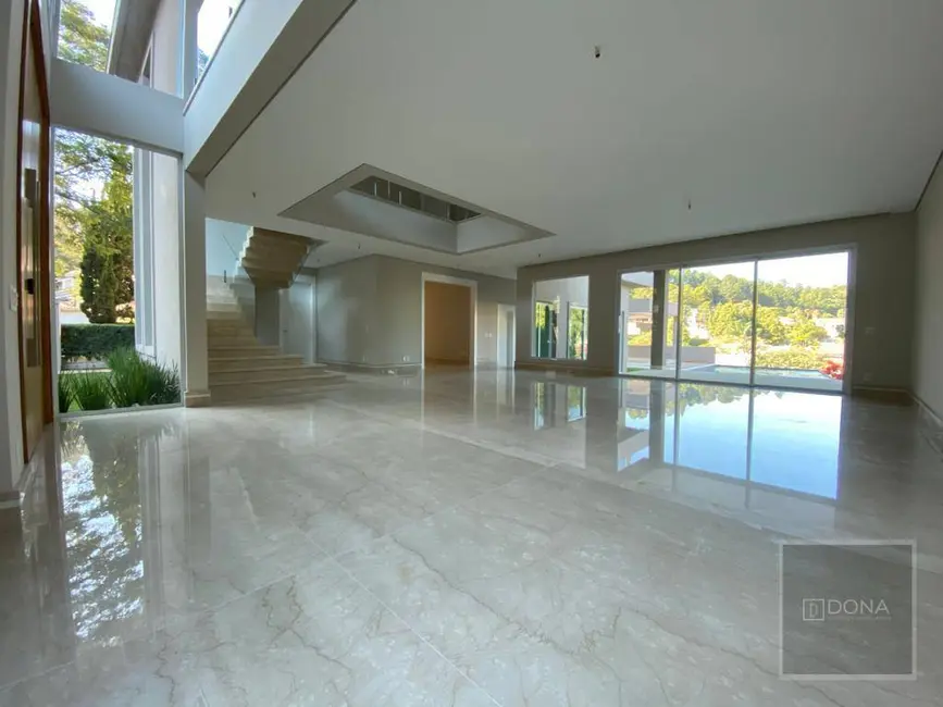 Foto 6 de Casa de Condomínio com 5 quartos à venda e para alugar, 760m2 em Santana De Parnaiba - SP